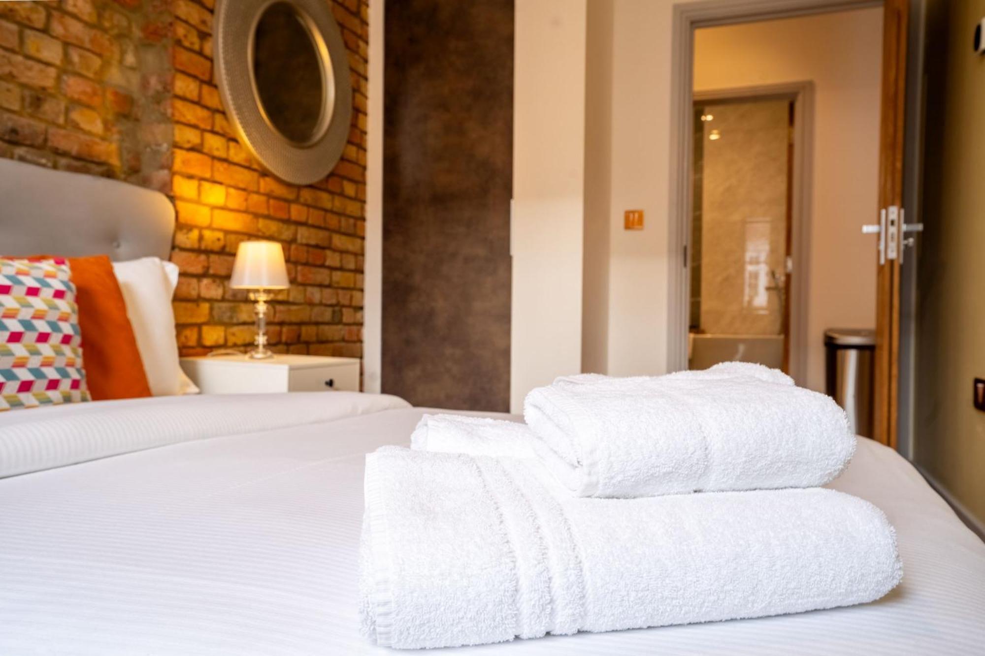 Stylish Modern Apartments By Livestay Short Lets & Serviced Accommodation London Nw6 Extérieur photo