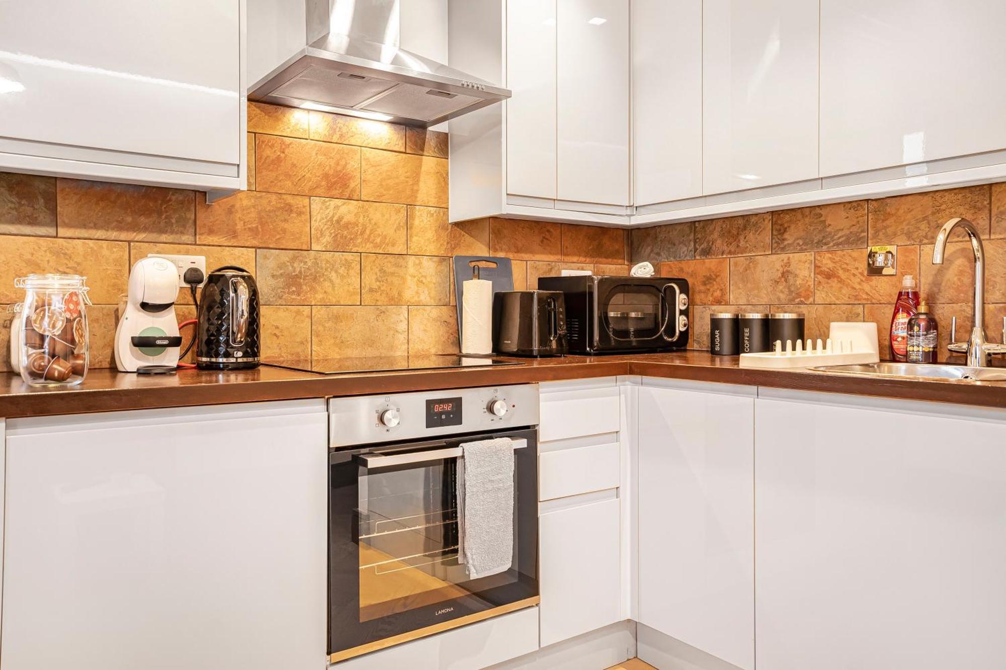 Stylish Modern Apartments By Livestay Short Lets & Serviced Accommodation London Nw6 Extérieur photo