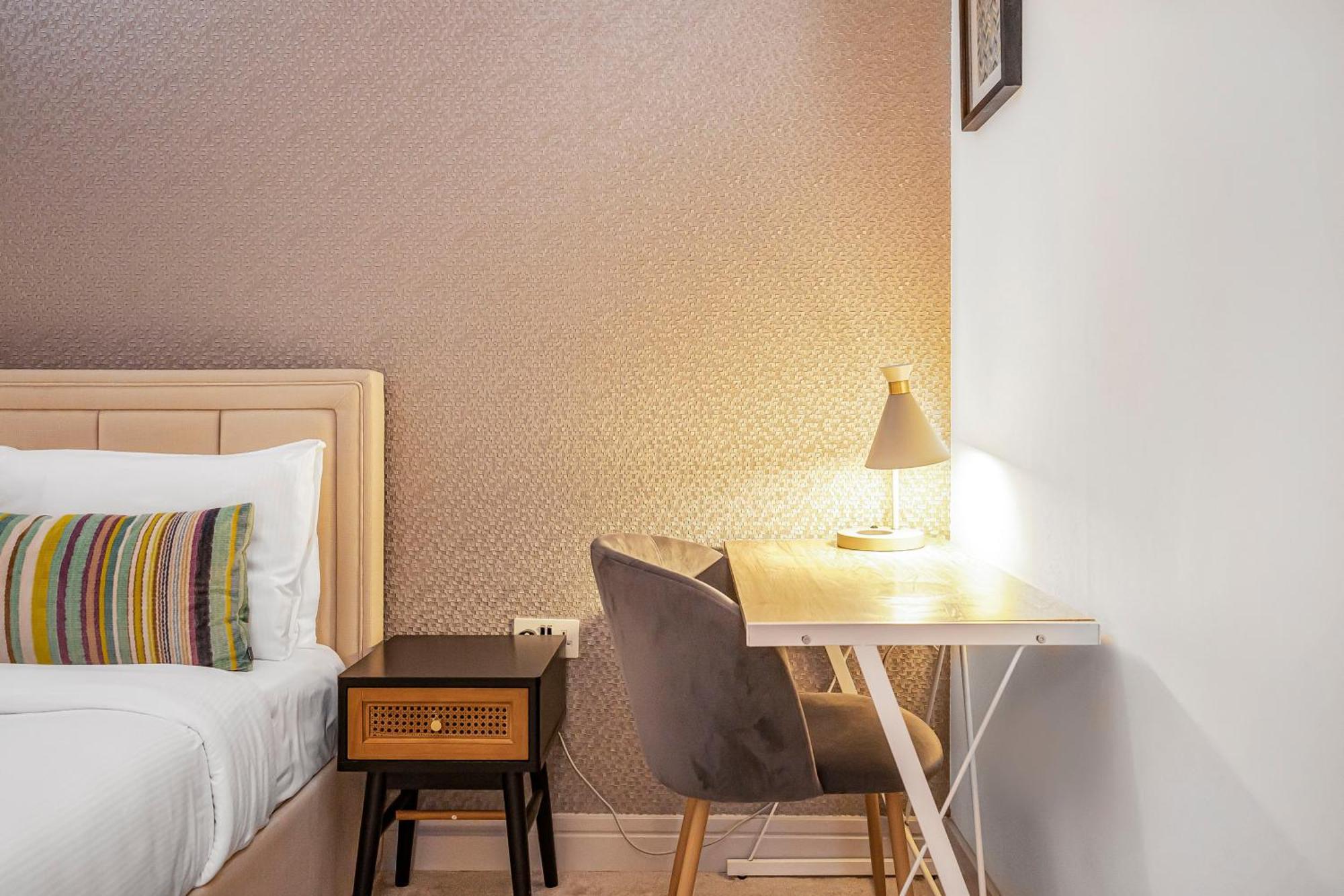 Stylish Modern Apartments By Livestay Short Lets & Serviced Accommodation London Nw6 Extérieur photo