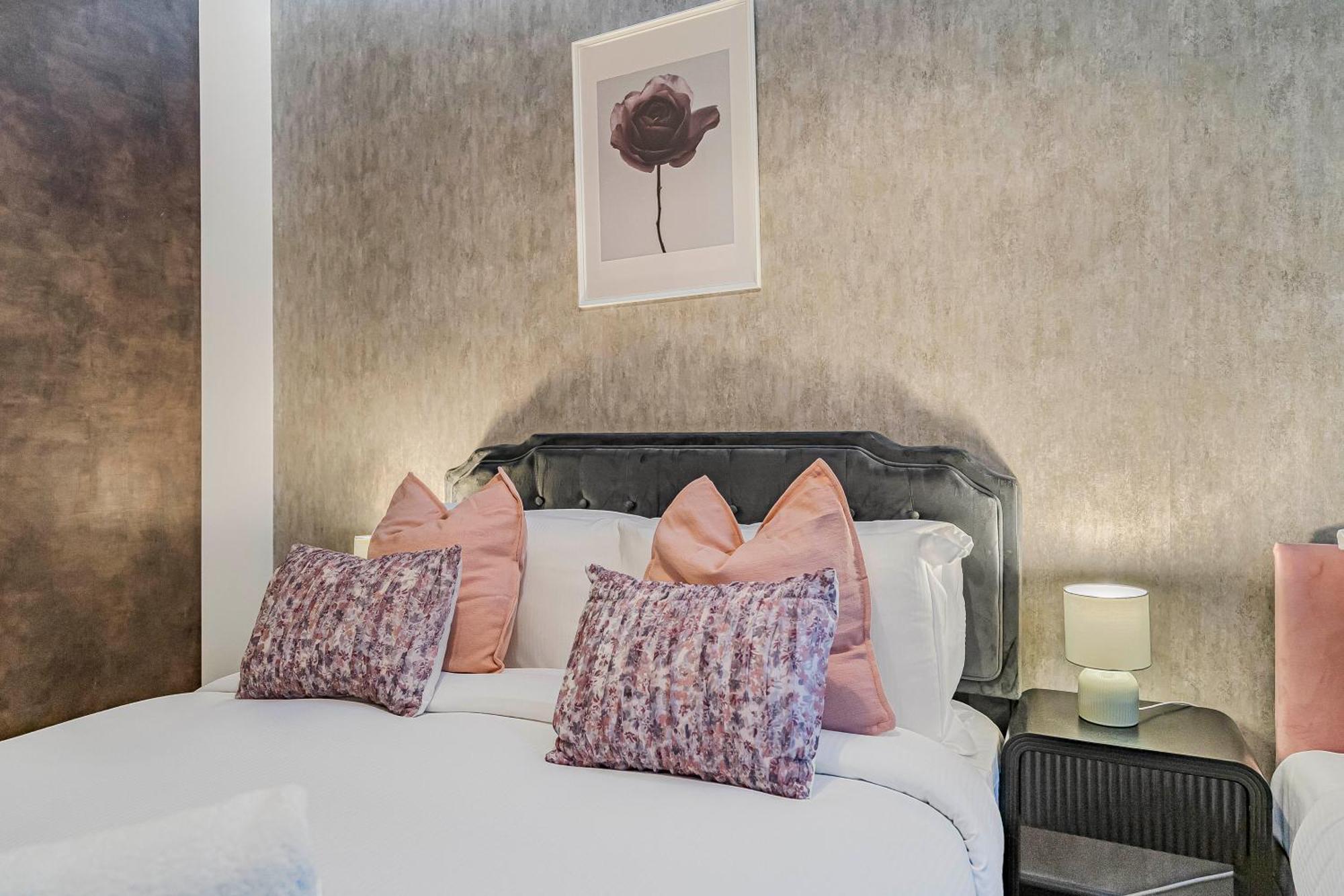 Stylish Modern Apartments By Livestay Short Lets & Serviced Accommodation London Nw6 Extérieur photo