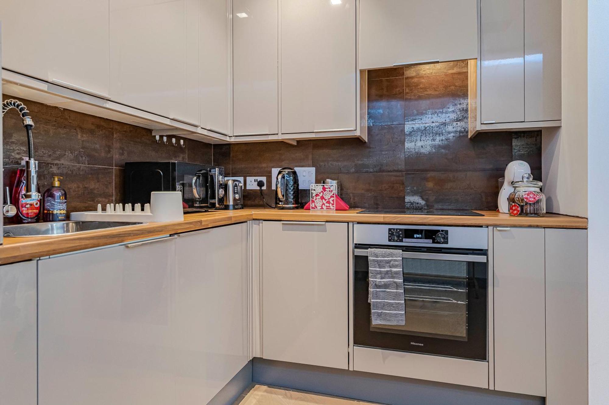 Stylish Modern Apartments By Livestay Short Lets & Serviced Accommodation London Nw6 Extérieur photo